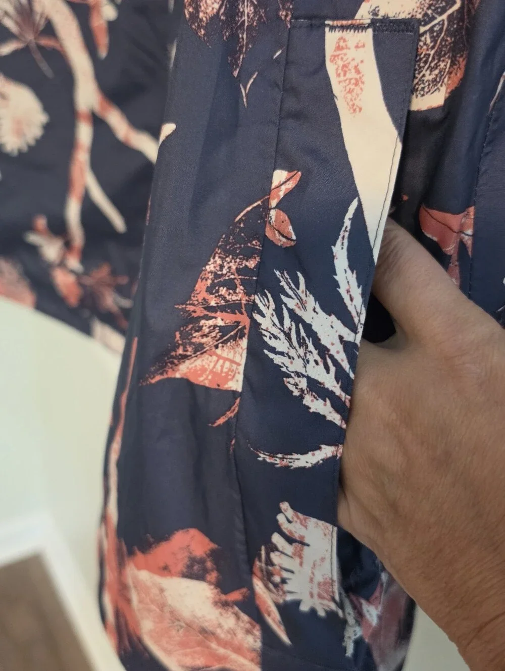 Columbia Inner Limits II Navy Leaf Print Packable Hooded Rain Jacket XXL